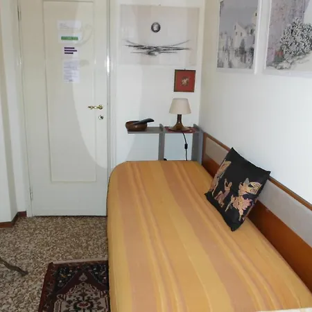 Olmo 4*